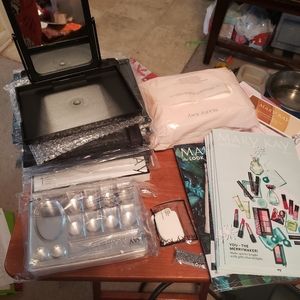 💕 2 for $40 Mary Kay Sellers Lot